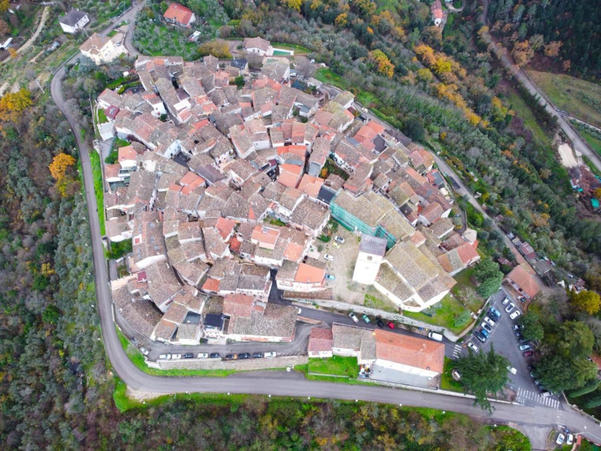 Borgo Nel Tempo Apartment Collestatte ภายนอก รูปภาพ